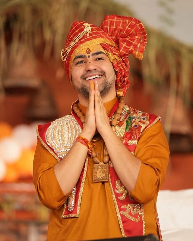  Dhirendra Krishna Shastri age