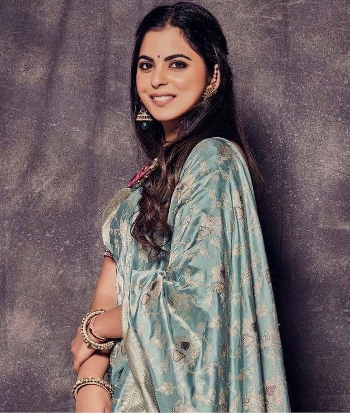 isha ambani bio